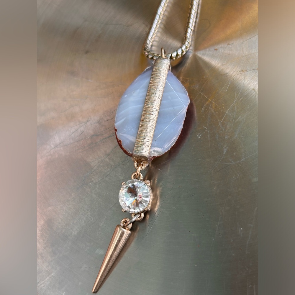 Beautiful blue agate crystal gold drop necklace